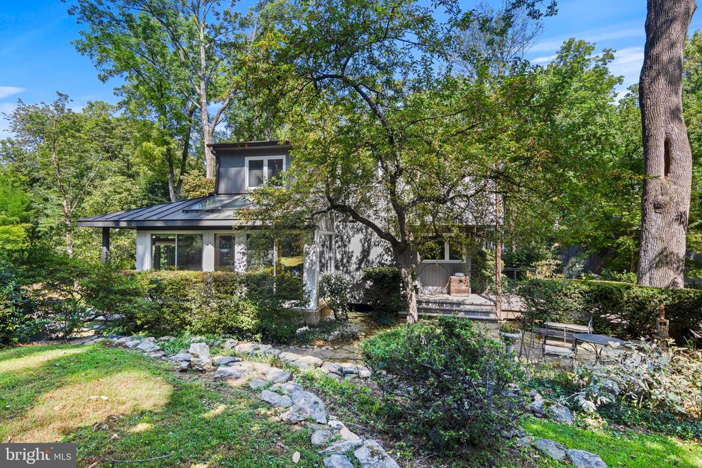 335-A PLUSH MILL ROAD