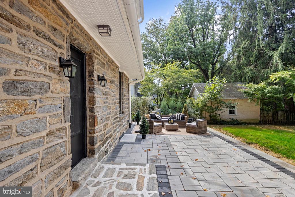 550 RIVERVIEW ROAD