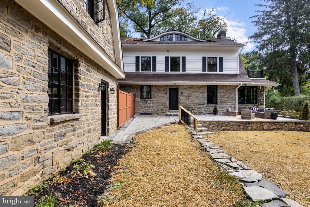 550 RIVERVIEW ROAD