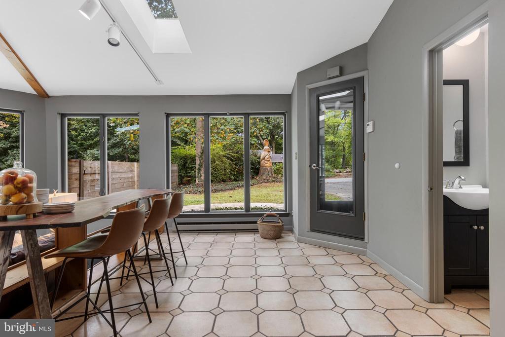 42 RABBIT RUN ROAD