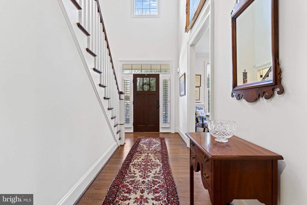 108 TRAYMORE LANE