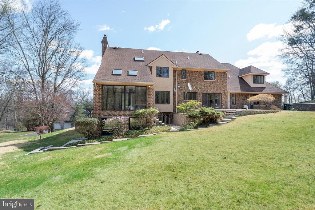 411 HIDDEN VALLEY ROAD