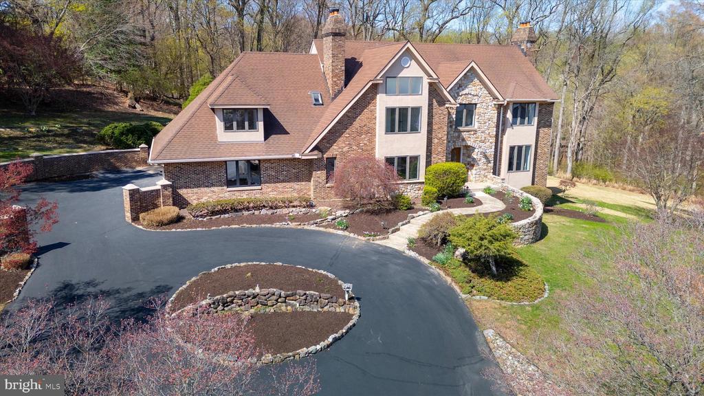 411 HIDDEN VALLEY ROAD