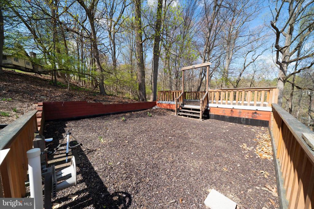 411 HIDDEN VALLEY ROAD