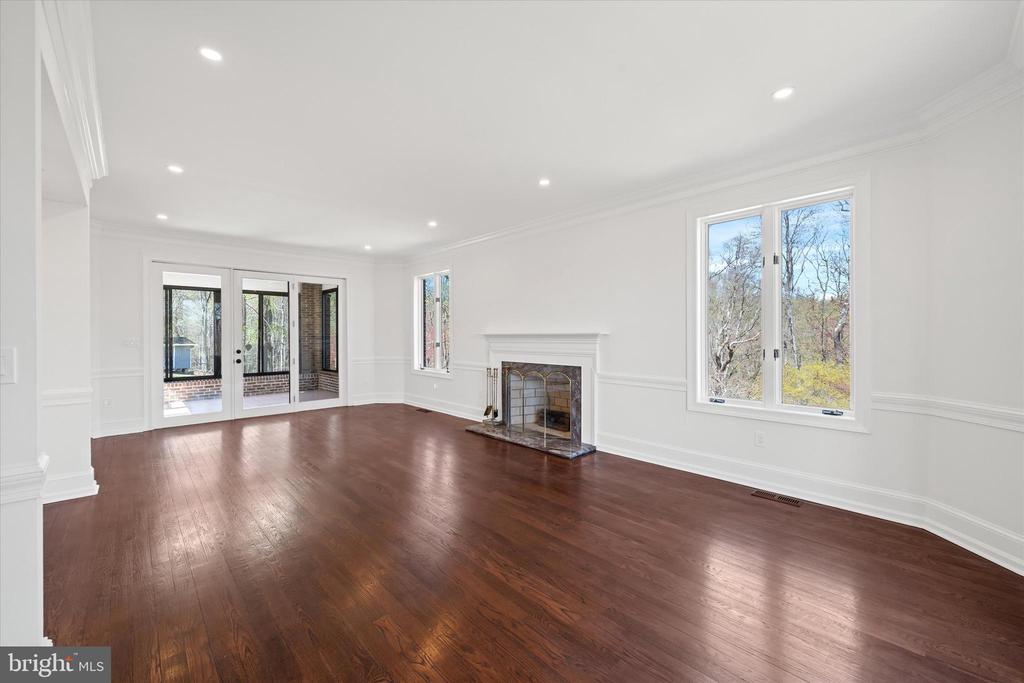 411 HIDDEN VALLEY ROAD