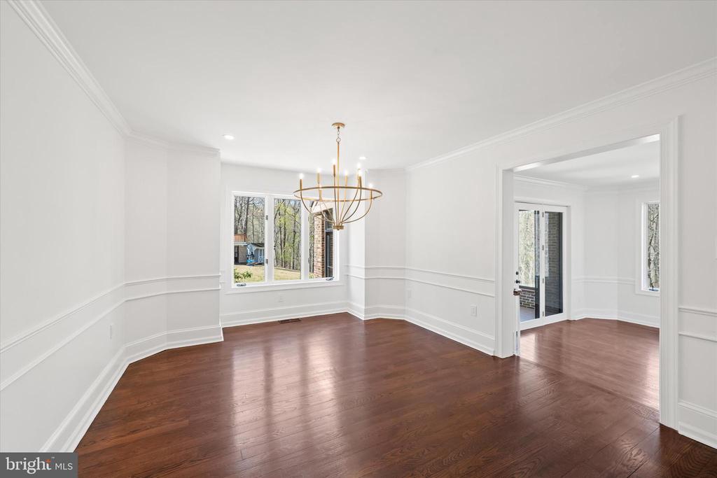 411 HIDDEN VALLEY ROAD