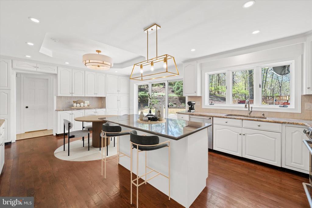 411 HIDDEN VALLEY ROAD