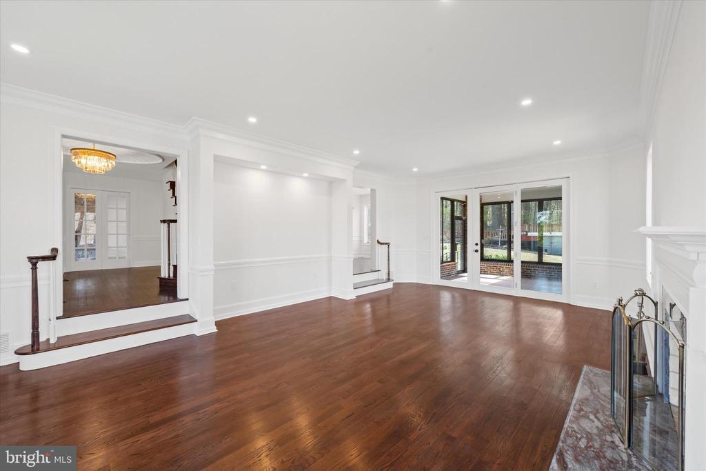 411 HIDDEN VALLEY ROAD
