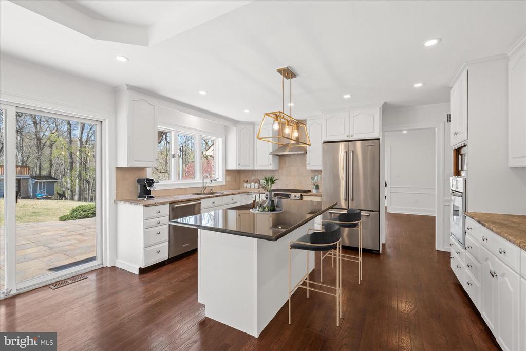 411 HIDDEN VALLEY ROAD