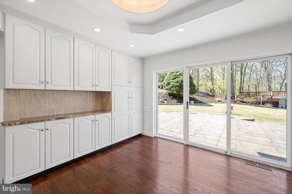 411 HIDDEN VALLEY ROAD