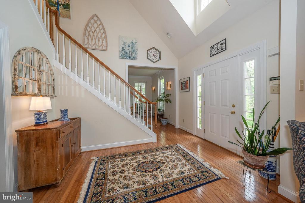 725 KINCAID MILLS LANE