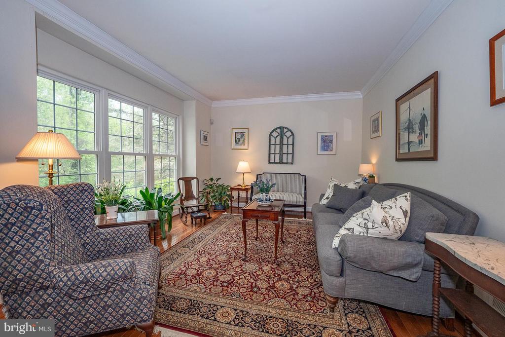 725 KINCAID MILLS LANE