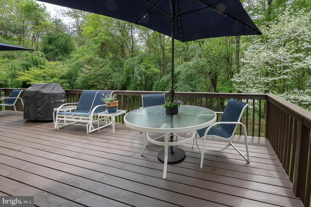 725 KINCAID MILLS LANE