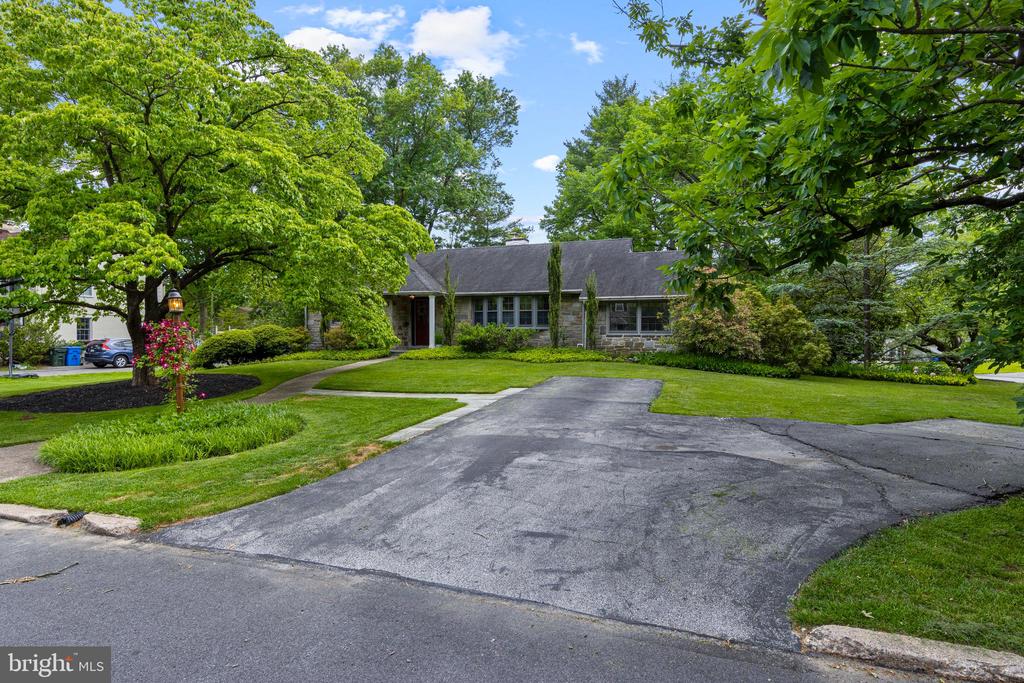 413 HAWTHORNE ROAD