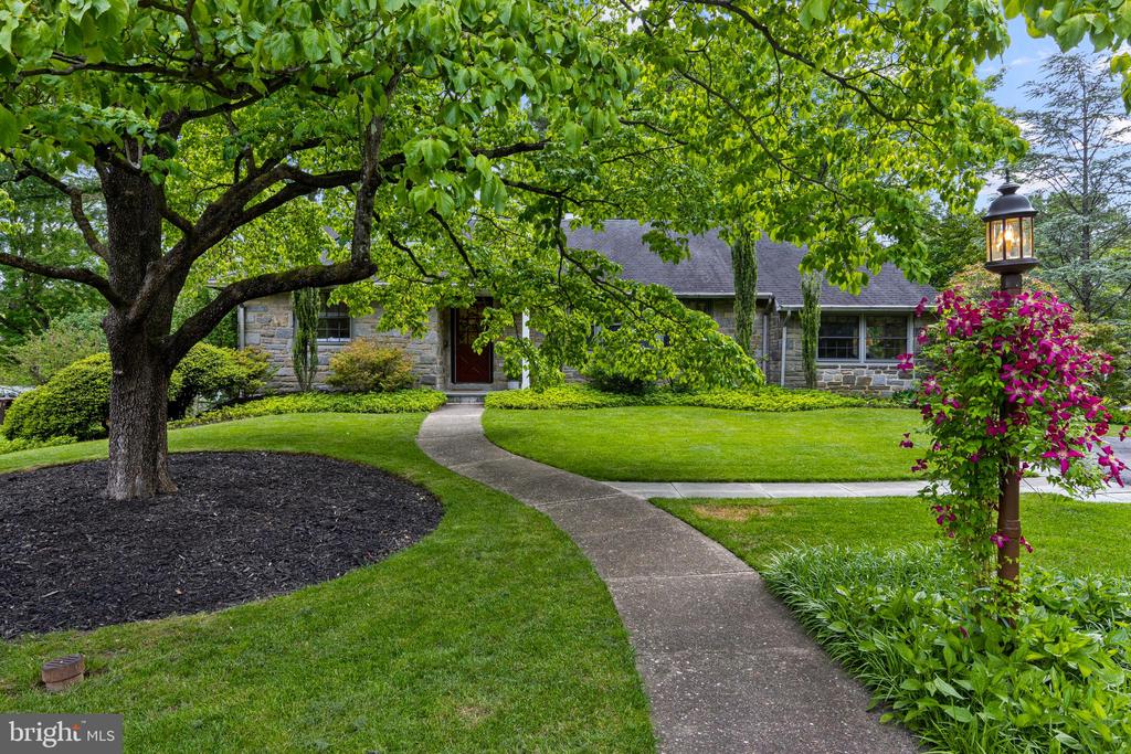 413 HAWTHORNE ROAD