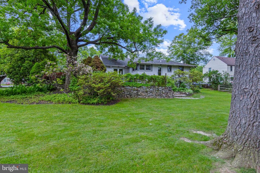 413 HAWTHORNE ROAD