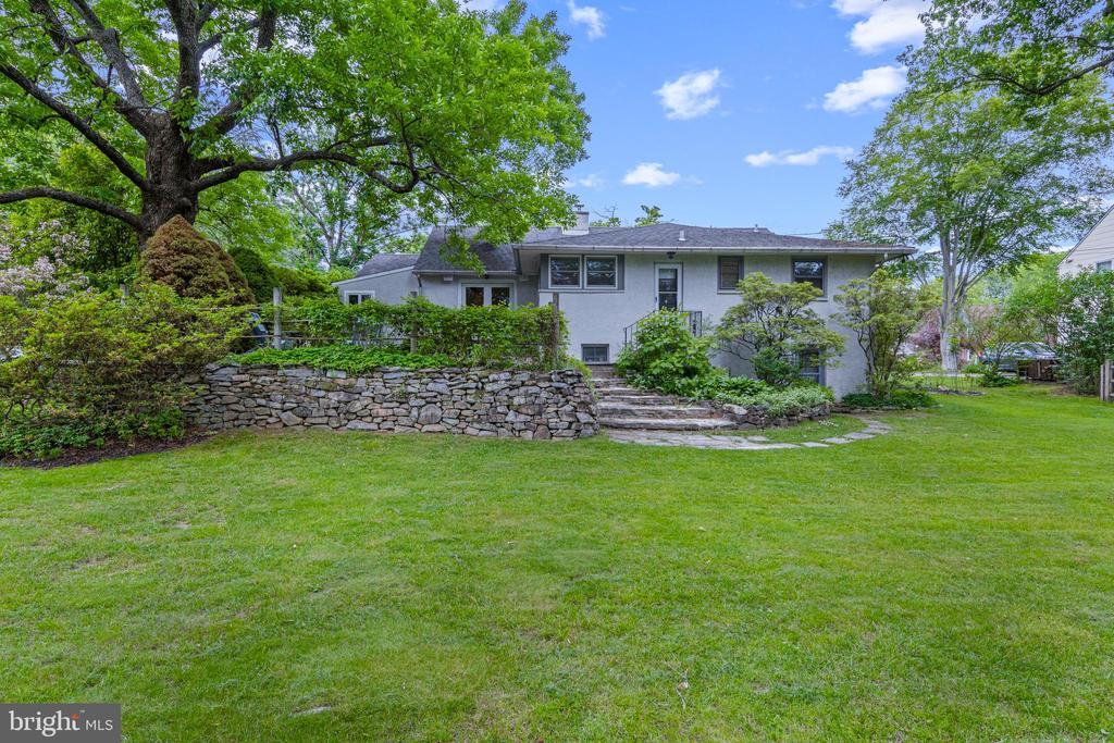 413 HAWTHORNE ROAD