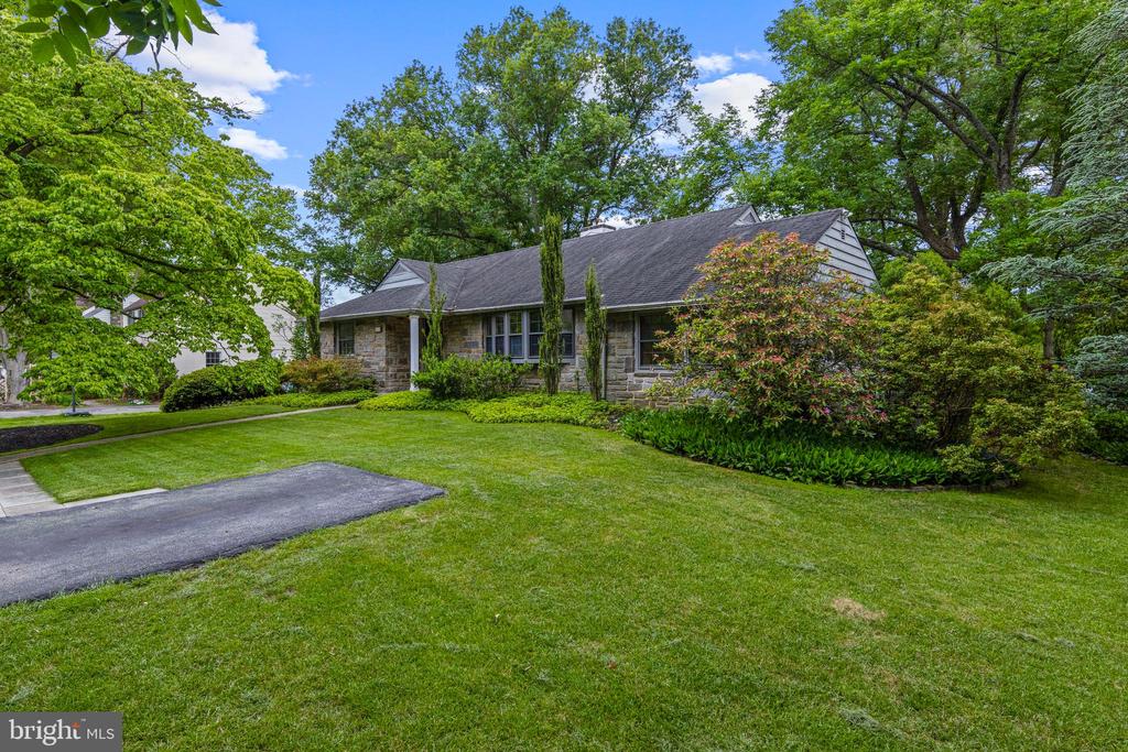 413 HAWTHORNE ROAD