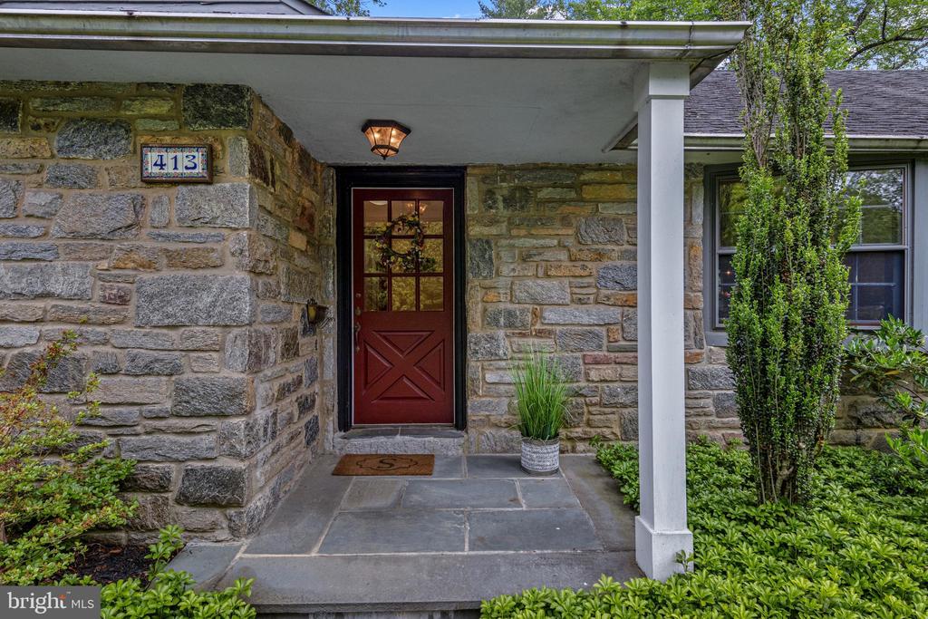 413 HAWTHORNE ROAD