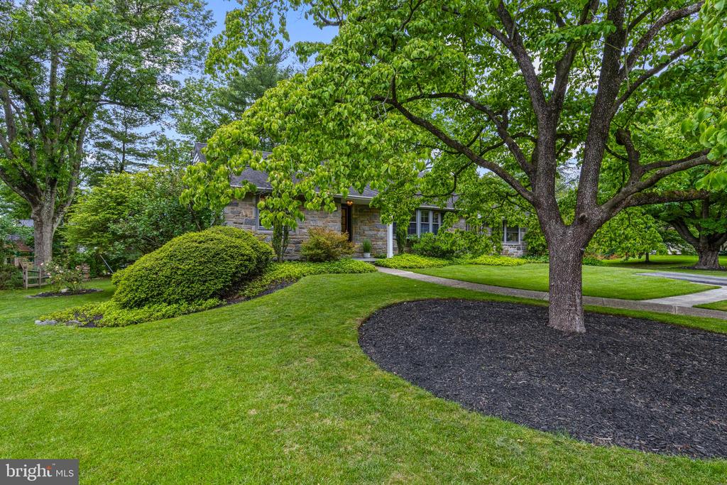 413 HAWTHORNE ROAD