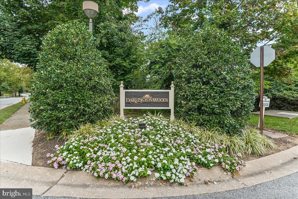 266 STANTON COURT