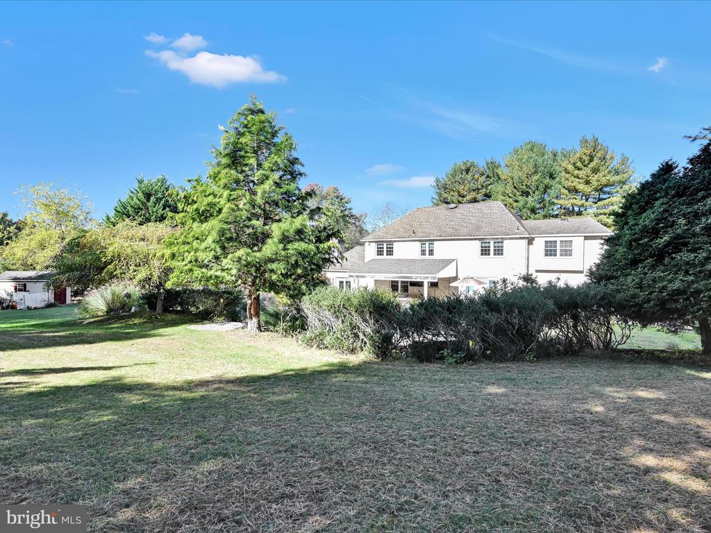 1100 NICOLE DRIVE