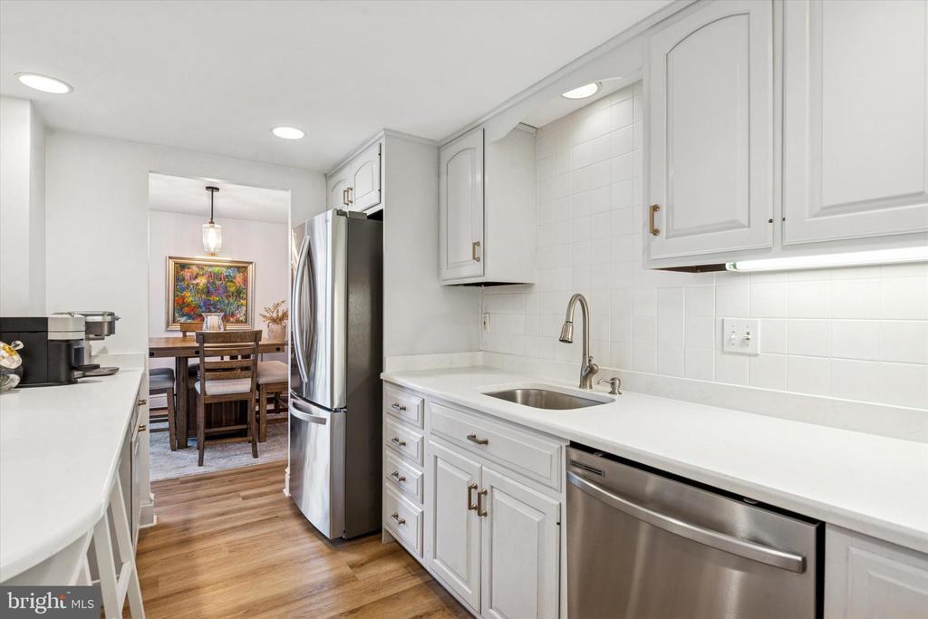 801 YALE AVENUE Unit: 921