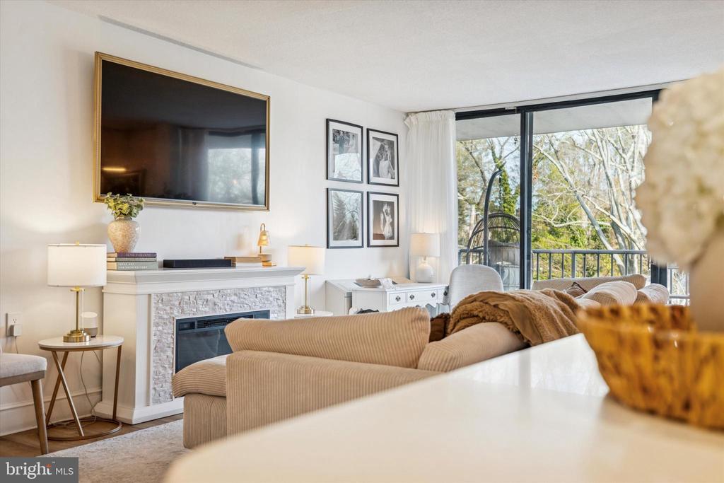 801 YALE AVENUE Unit: 921