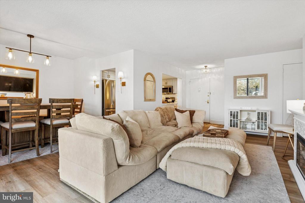 801 YALE AVENUE Unit: 921