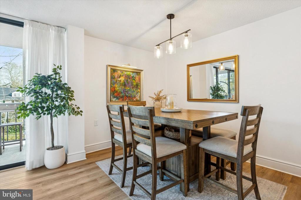 801 YALE AVENUE Unit: 921