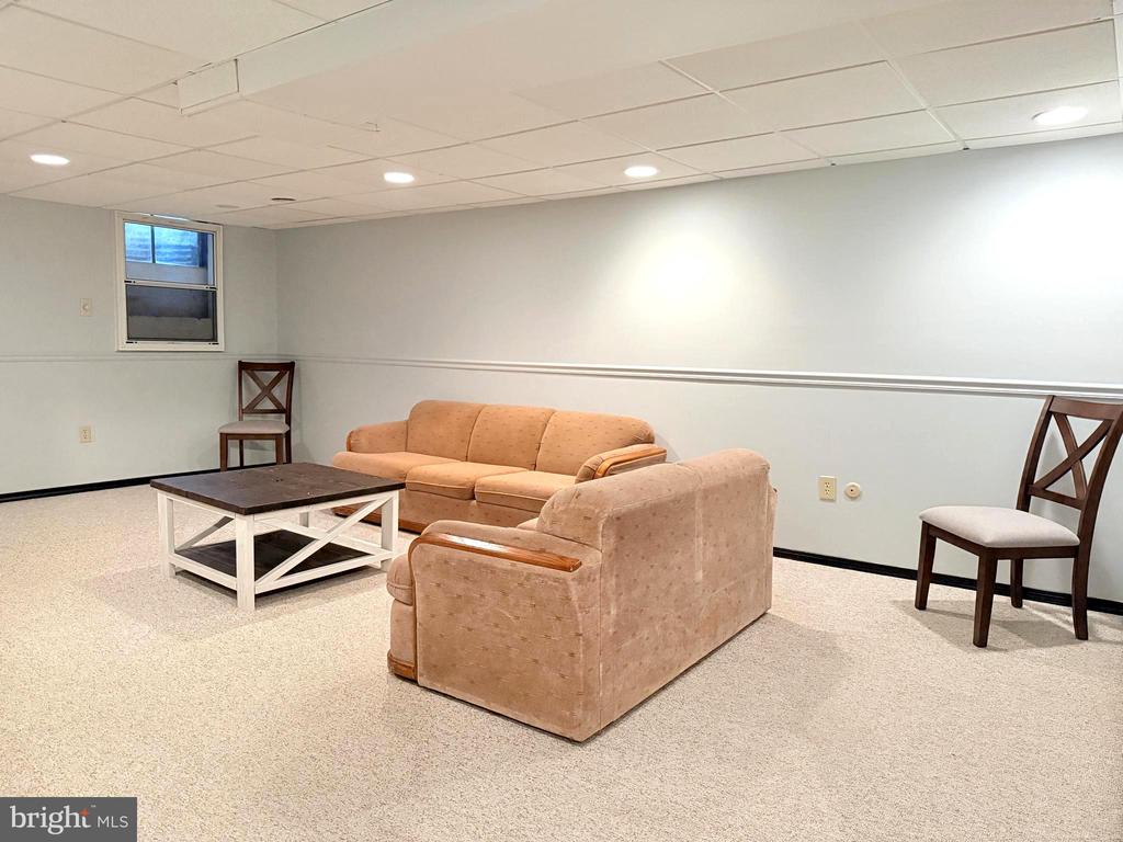 205 AUCOTT ROAD