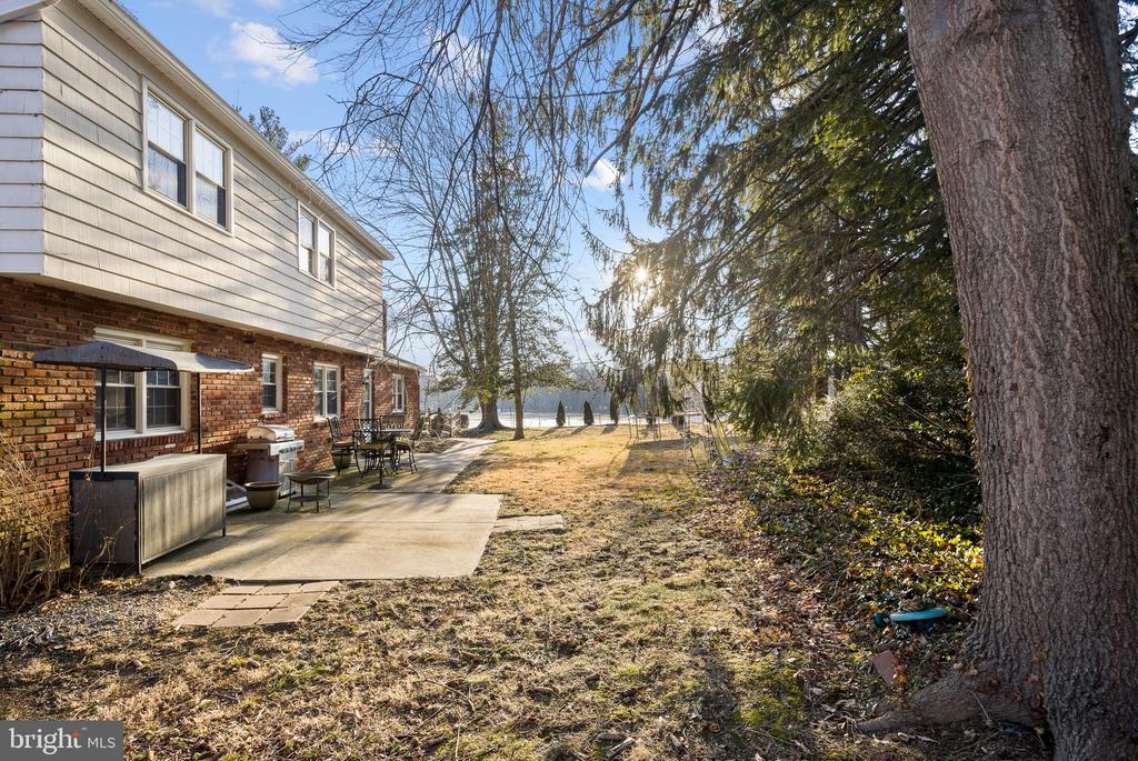 306 S PROVIDENCE ROAD