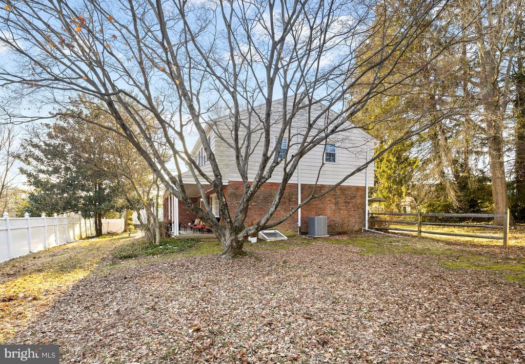 306 S PROVIDENCE ROAD
