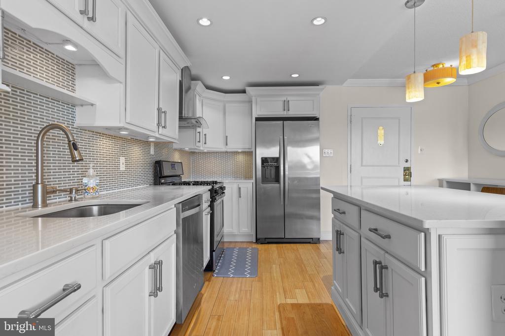 801 YALE AVENUE Unit: 1117