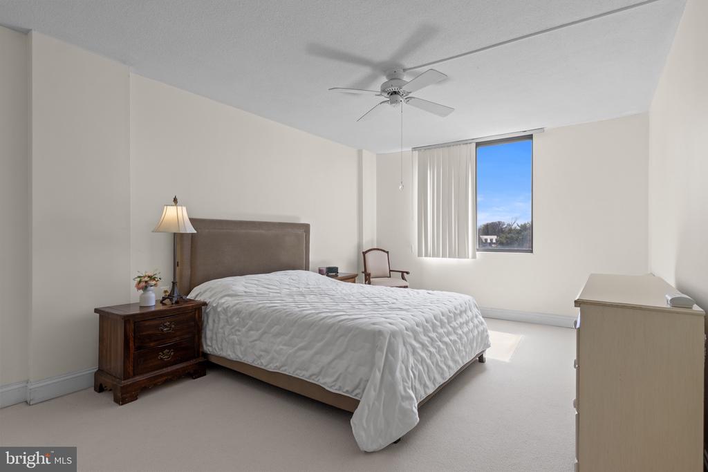 801 YALE AVENUE Unit: 1117