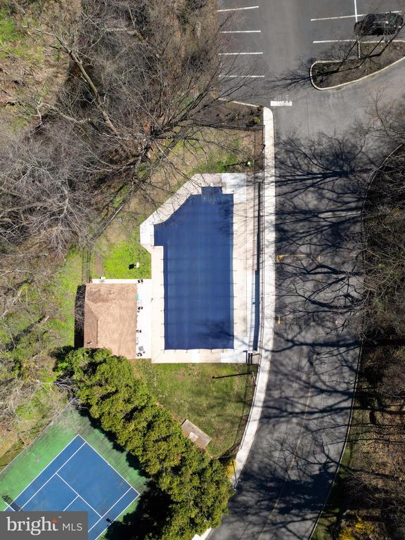 700 AVONDALE ROAD Unit: 6E