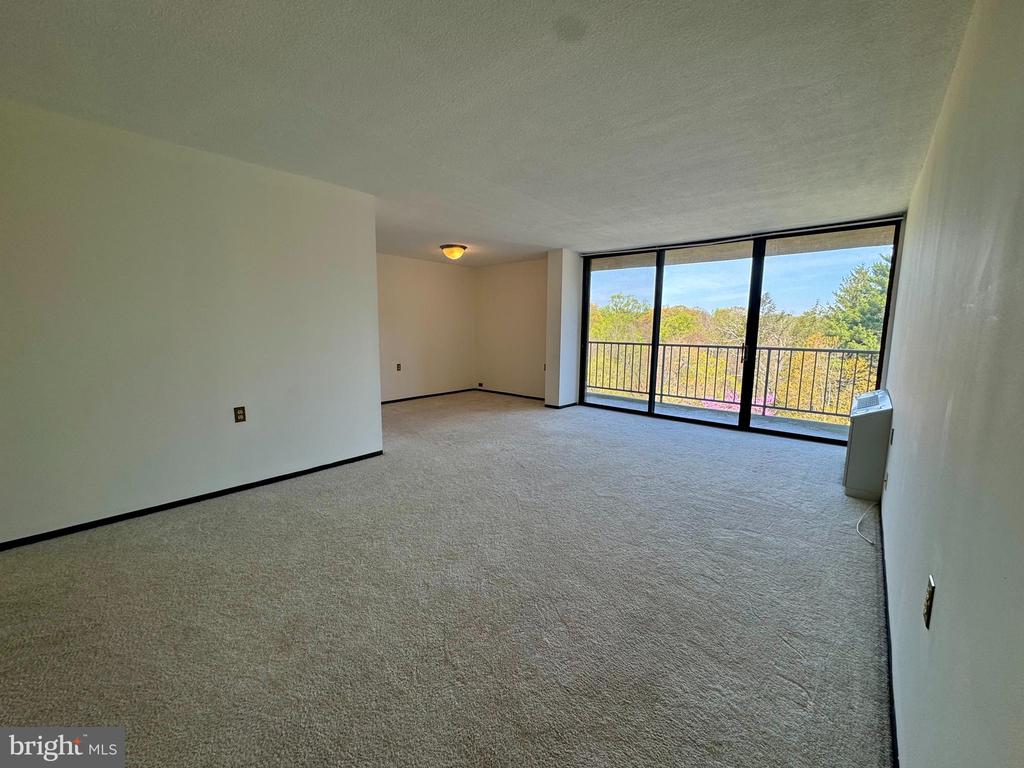 801 YALE AVENUE Unit: 1128
