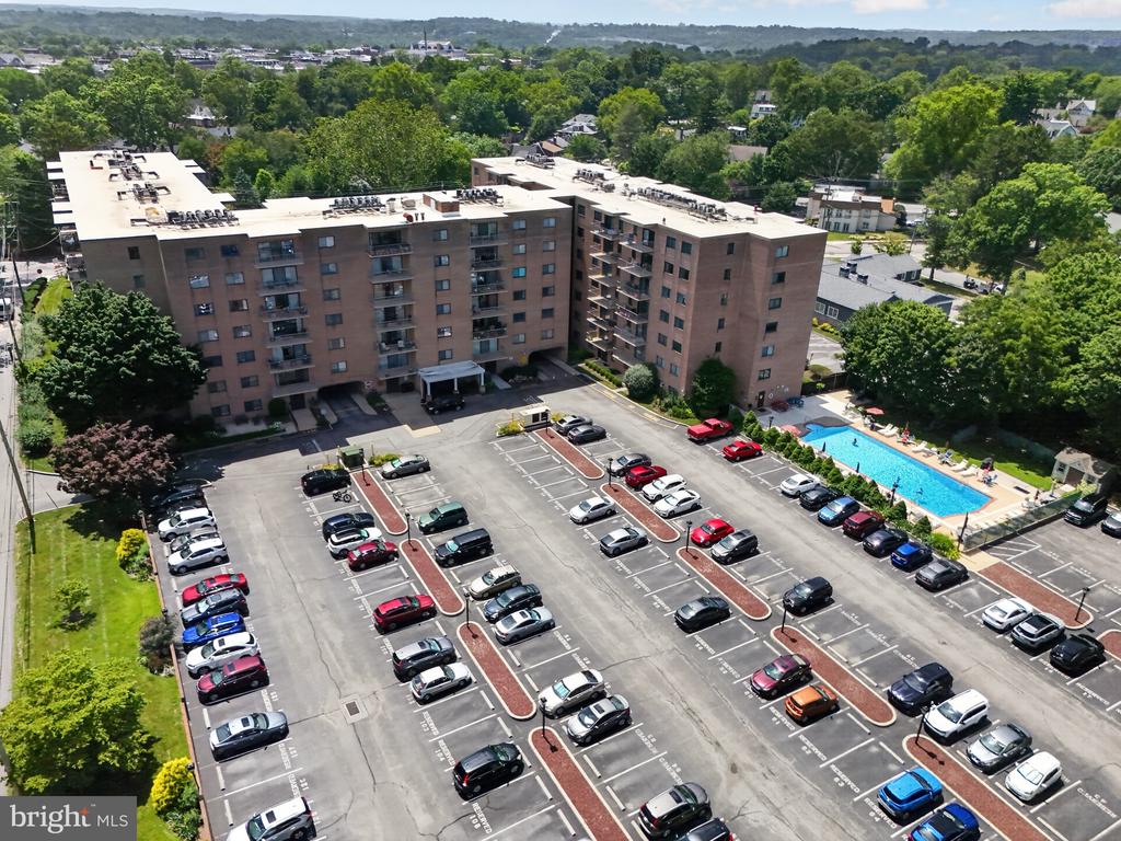 501 N PROVIDENCE ROAD Unit: 207