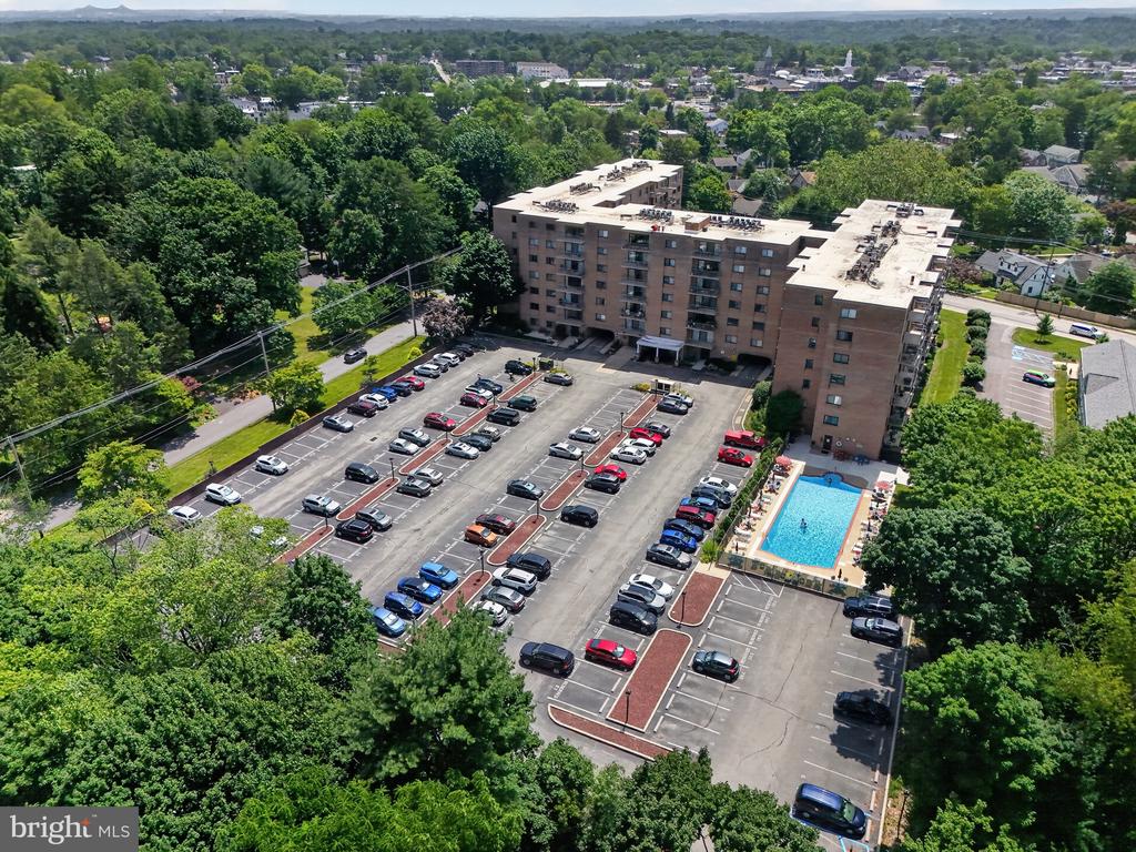 501 N PROVIDENCE ROAD Unit: 207