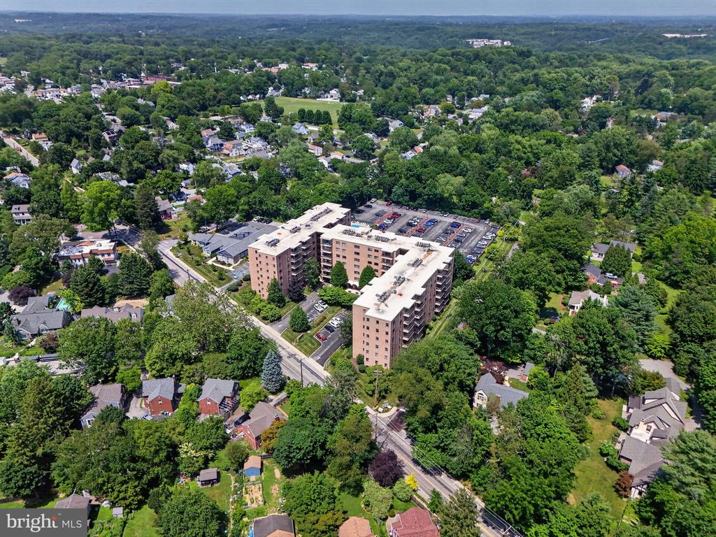 501 N PROVIDENCE ROAD Unit: 207