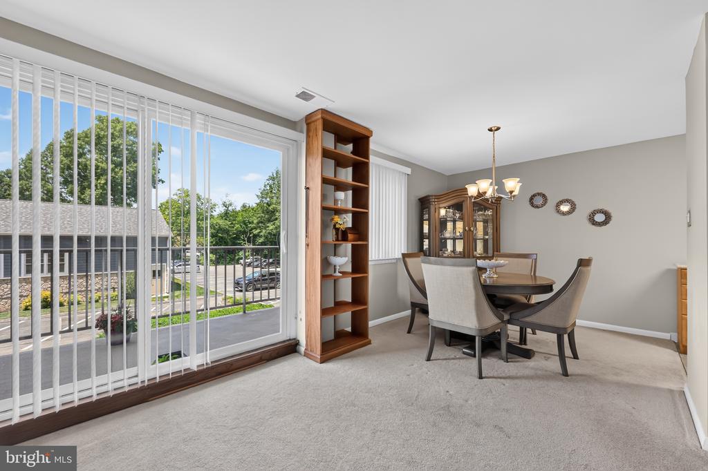 501 N PROVIDENCE ROAD Unit: 207