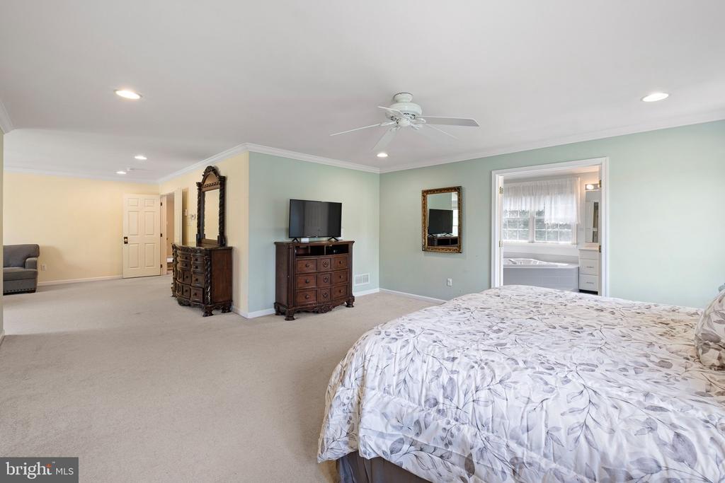 6 HANNAH DRIVE