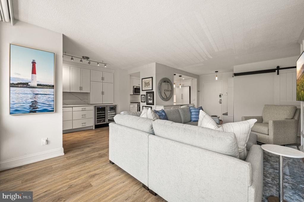 801 YALE AVENUE Unit: 307