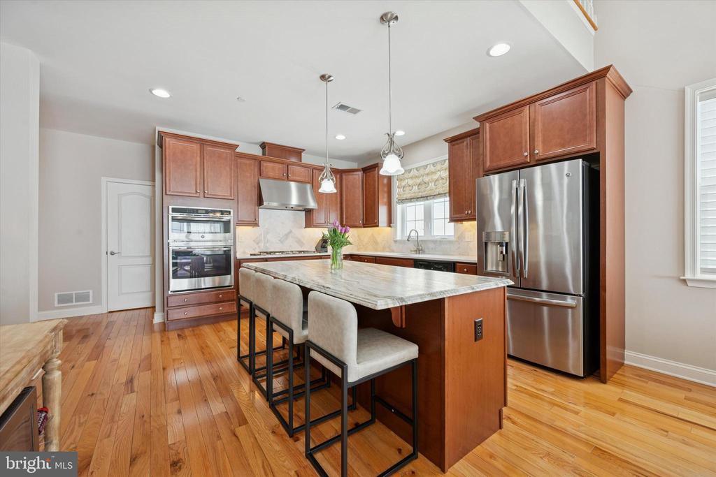 3543 MUIRWOOD DRIVE