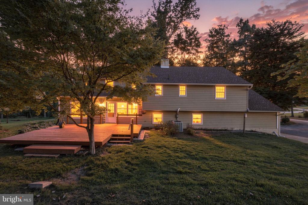 373 IVY LANE