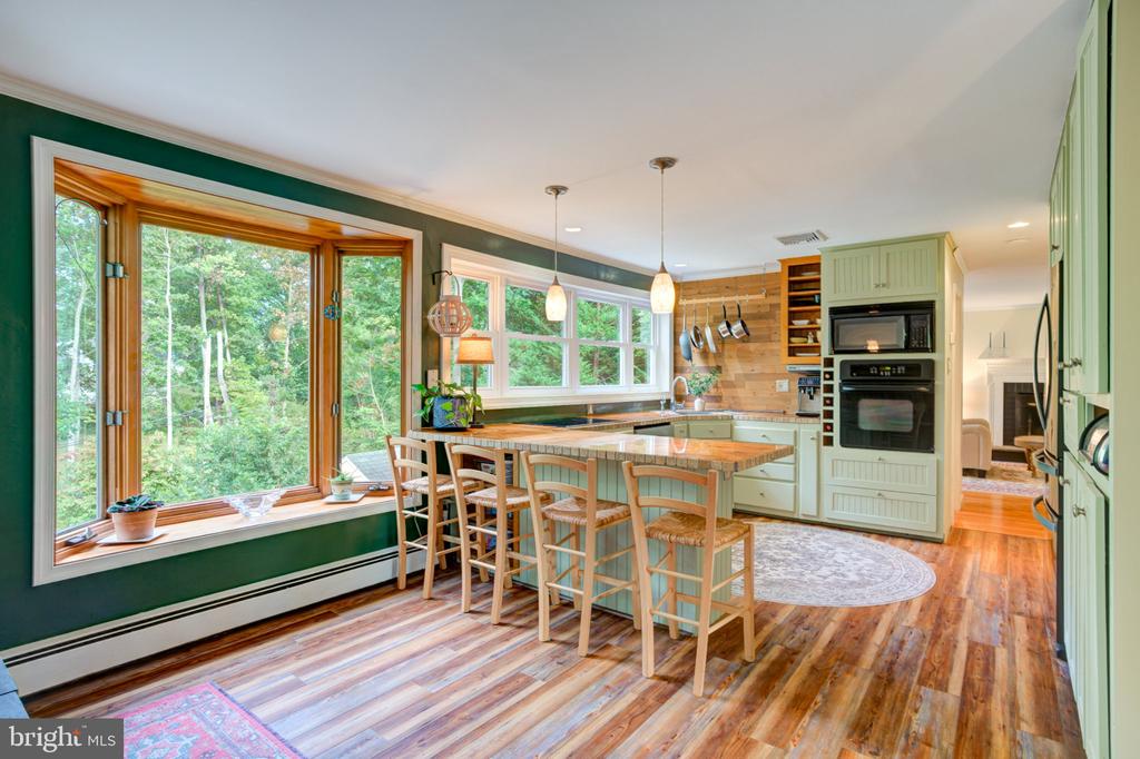 31 GREEN VALLEY ROAD
