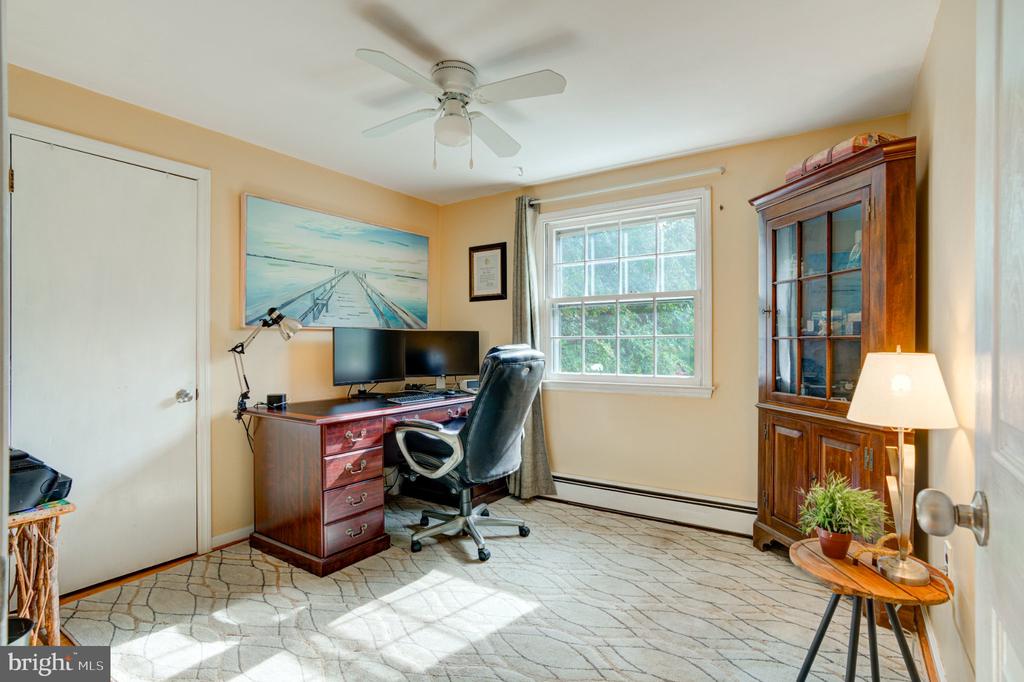 31 GREEN VALLEY ROAD