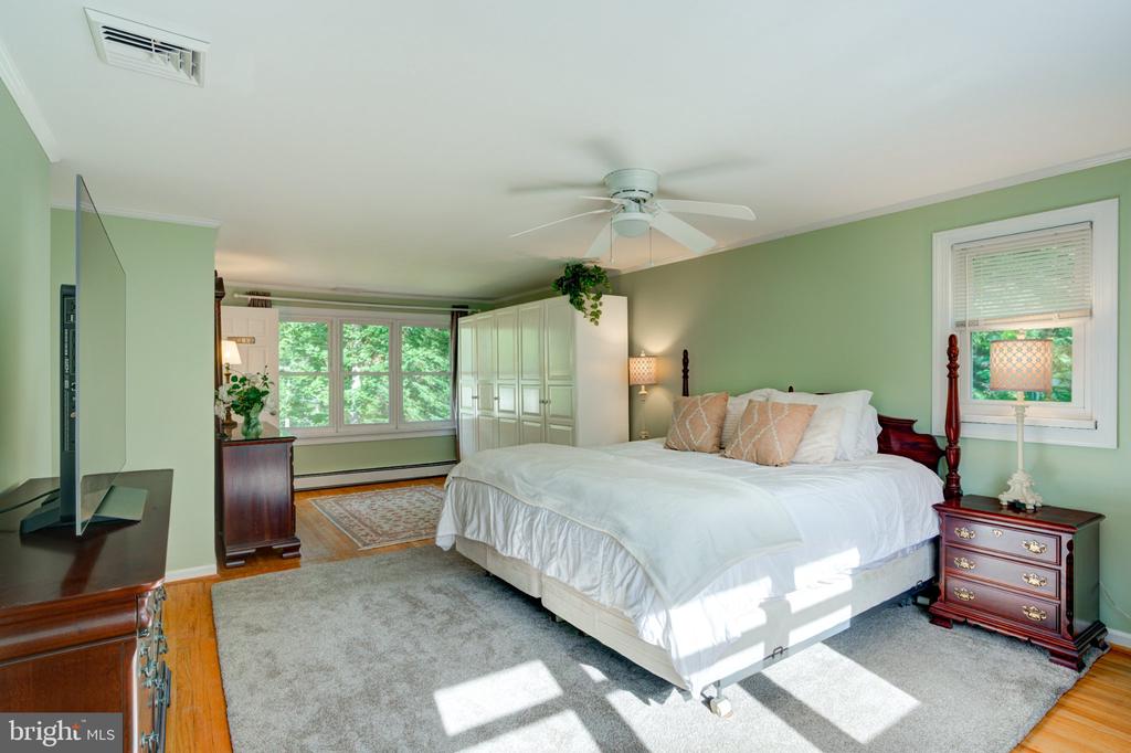 31 GREEN VALLEY ROAD