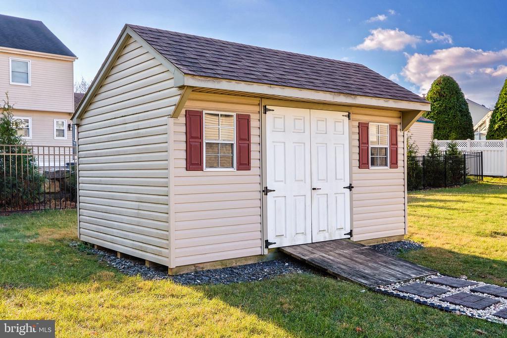 948 KRESSLER ROAD