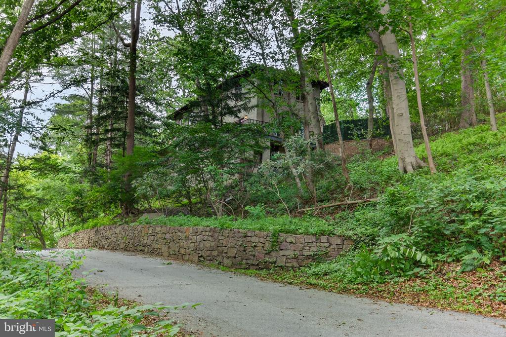 451 MILL CREEK ROAD